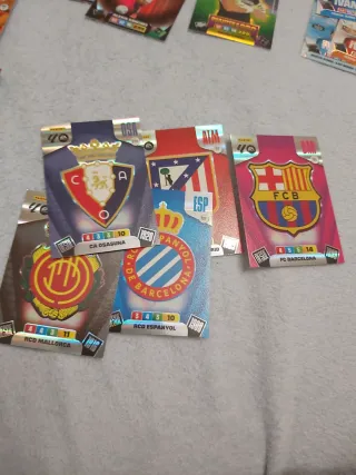 Adrenalyn 2025-26,230 cartas