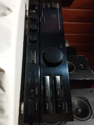 Amplificador onkyo A-8200