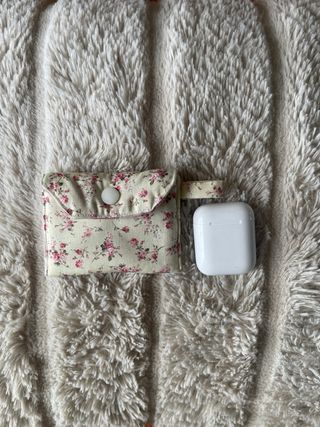 Funda AirPods o cascos inalámbricos