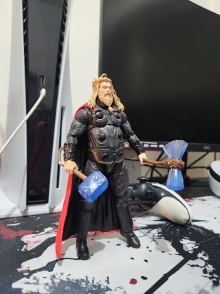 Figura Thor Marvel Legends