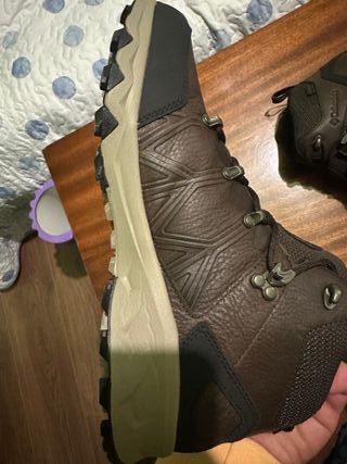 Botas de montaña Columbia Talla 41.5 SIN ESTRENAR