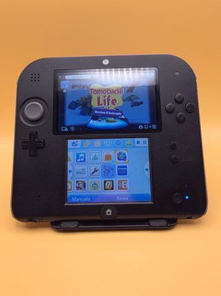 Nintendo 2DS Nera e Blu + 2 Giochi