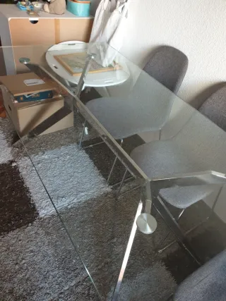 Mesa de comedor cristal y metal