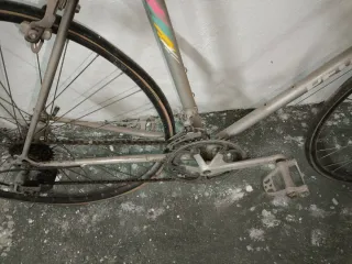 Bicicleta de carretera clásica