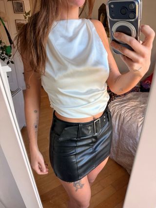 Blusa Zara Nueva satinada espalda abierta