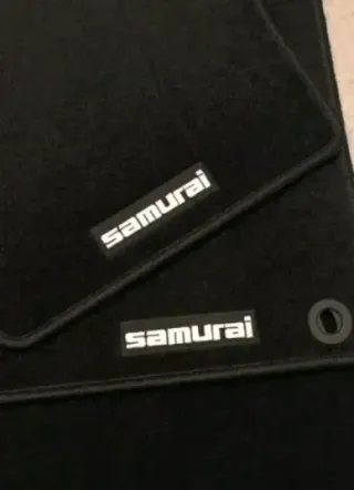 + Suzuki Samurái Alfombrillas a medida