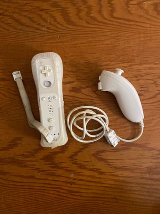 Mando Wii + Nunchuk Nintendo