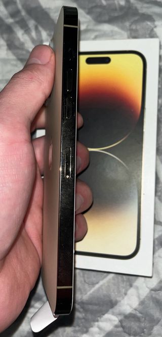 iPhone 14 Pro Max Oro