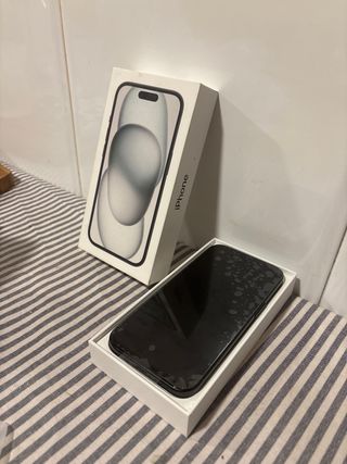 iPhone 15 256GB