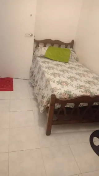 Alquiler habitación solo para marroquís 722720311