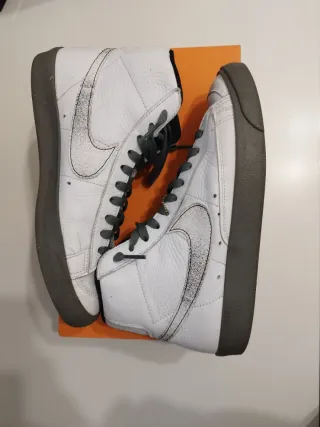 Nike Blazer MID '77 EMB Talla 41