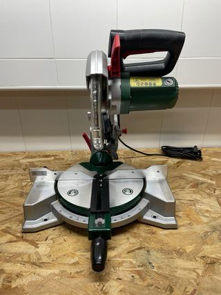 Ingletadora Bosch PCM 8