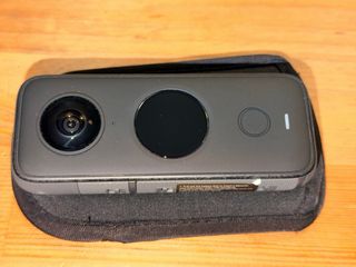Insta360 ONE X2 Cámara