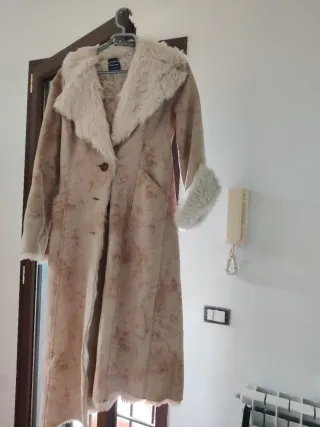 Cappotto Sandro Ferrone montone beige/marrone