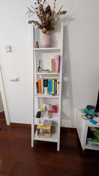 Estantería Escalera Blanca Decorativa