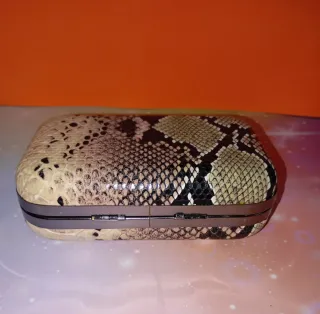 Bolso de mano rígido de Lefties / Lefties rigid to