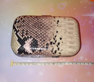 Bolso de mano rígido de Lefties / Lefties rigid to