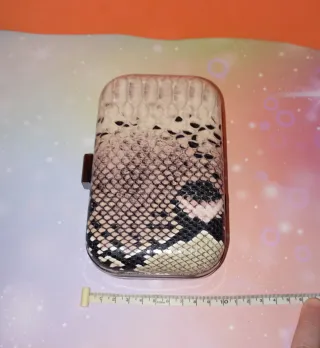 Bolso de mano rígido de Lefties / Lefties rigid to