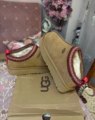 UGG Zuecos Marrones Talla 37