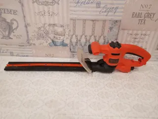Cortasetos Black+Decker Eléctrico