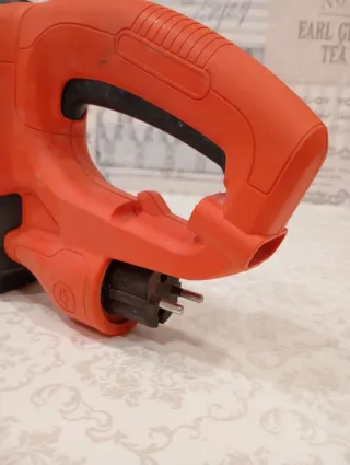 Cortasetos Black+Decker Eléctrico