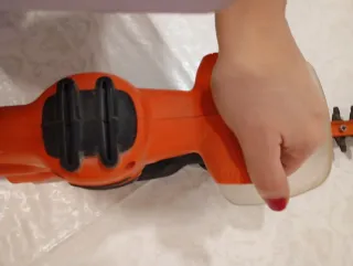 Cortasetos Black+Decker Eléctrico