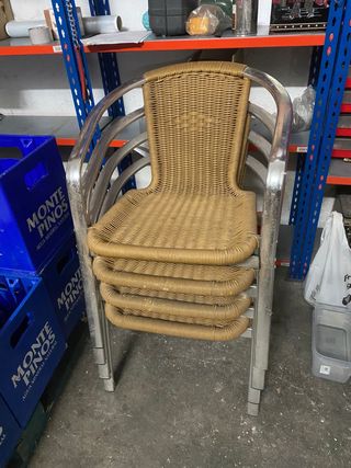 Sillas de aluminio apilables