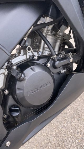 Honda CBR 125 R Sportbike Negra