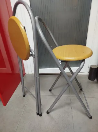 2 Banquetas altas con respaldo