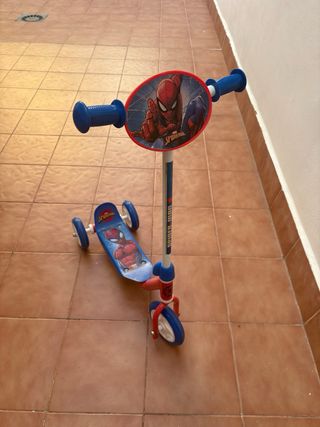 Patinete Spiderman 3 ruedas infantil