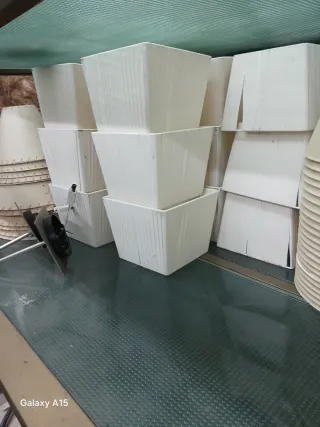 Lámparas Beige Plástico