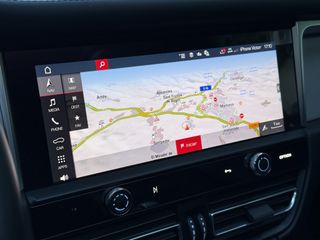 Porsche Macan T 265CV     2024