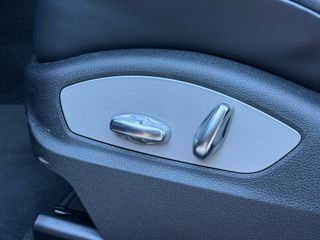 Porsche Macan T 265CV     2024