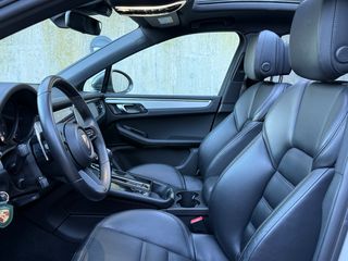 Porsche Macan T 265CV     2024