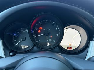 Porsche Macan T 265CV     2024