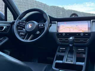Porsche Macan T 265CV     2024