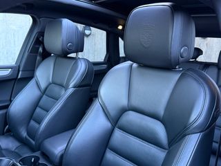 Porsche Macan T 265CV     2024