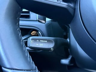 Porsche Macan T 265CV     2024