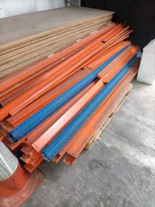 Estanterías de Almacenaje Metálicas