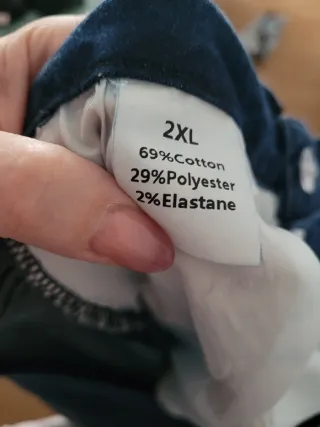 Jeans rectos desgastados