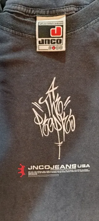 Camiseta JNCO Jeans Negra