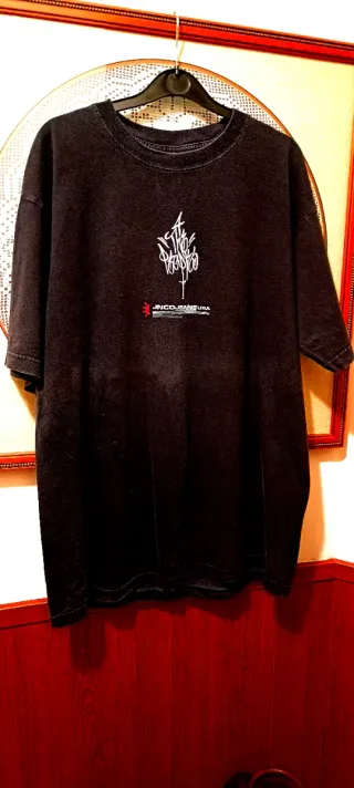 Camiseta JNCO Jeans Negra