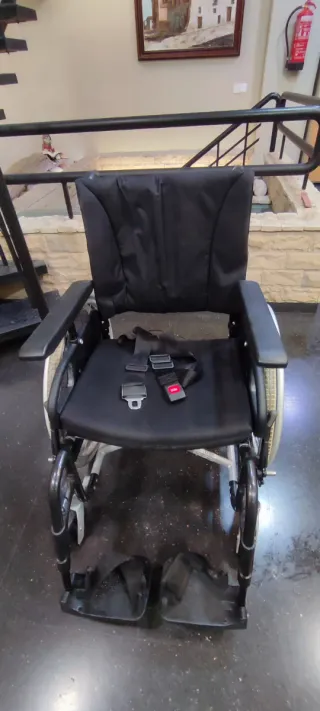 Silla de ruedas Invacare, aluminio peso chasis 7,5