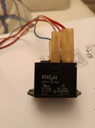 TEXCELL CHP11-A240S Relè 15A 250VAC