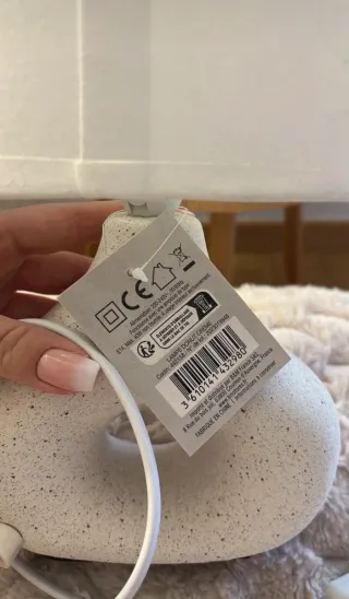 Lámpara de mesa moderna piedra y tela