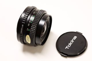 Objetivo Tokina 35mm f/2.8 M-42