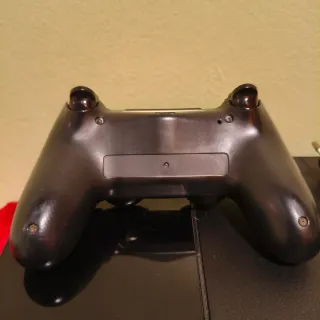 PS4 500 GB con controller firmware 8.52