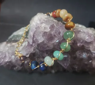 Bracciale artigianale pietre multicolore chakra