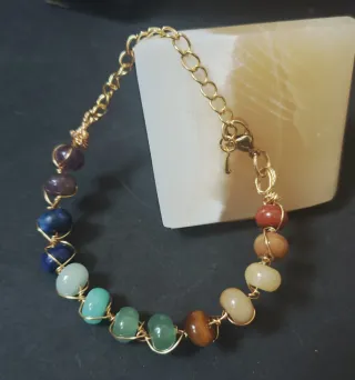 Bracciale artigianale pietre multicolore chakra