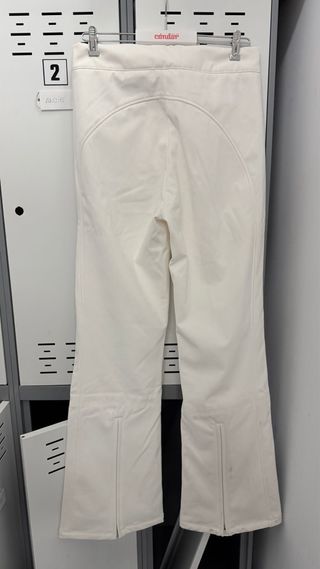 Pantalón Oysho SKI flare blanco